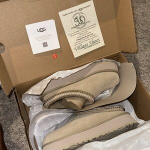 UGG Tazz Slippers Mustard Seed